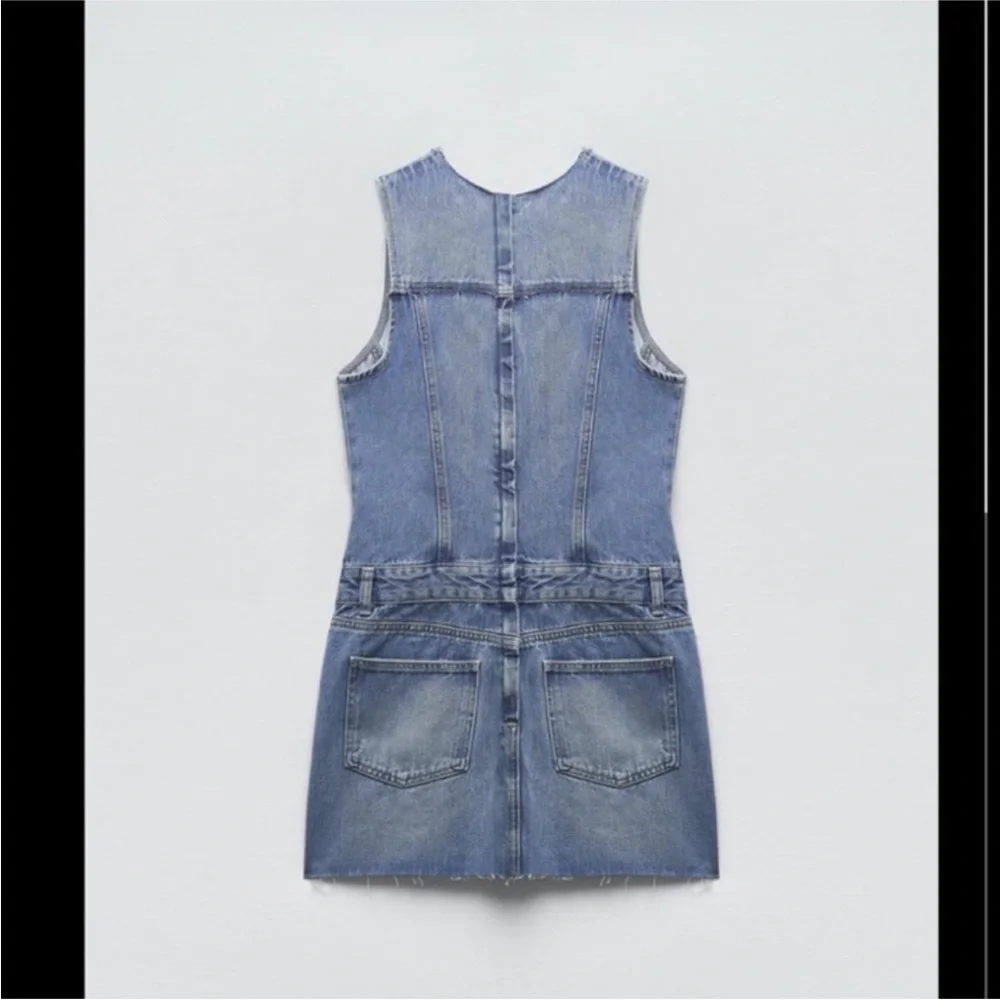 Zara | TRF PATCHWORK DENIM DRESS - Picture 3 of 5